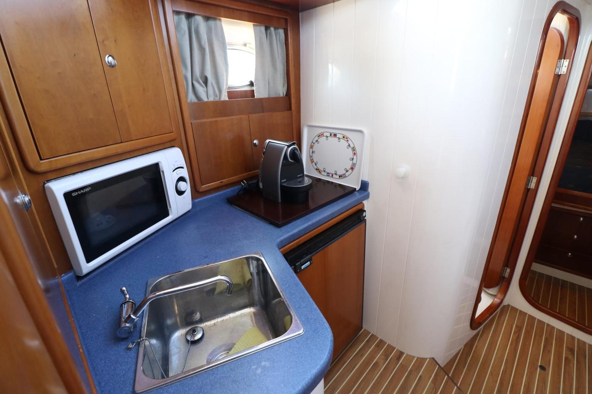 Private yacht all confort: we love our guests Lissabon Exterior foto